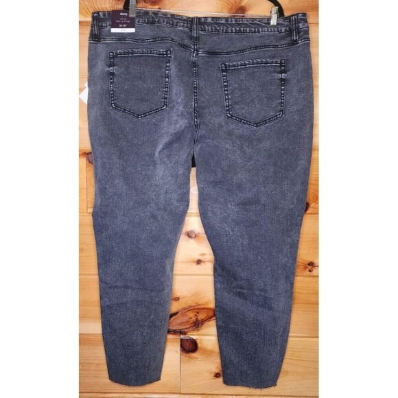 Ava & Viv Women's Mid-Rise Cropped Skinny Jeans, Charcoal Size 26 - Picture 11 of 14